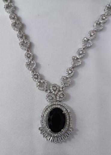 Imported silver and black zircon bindhi set